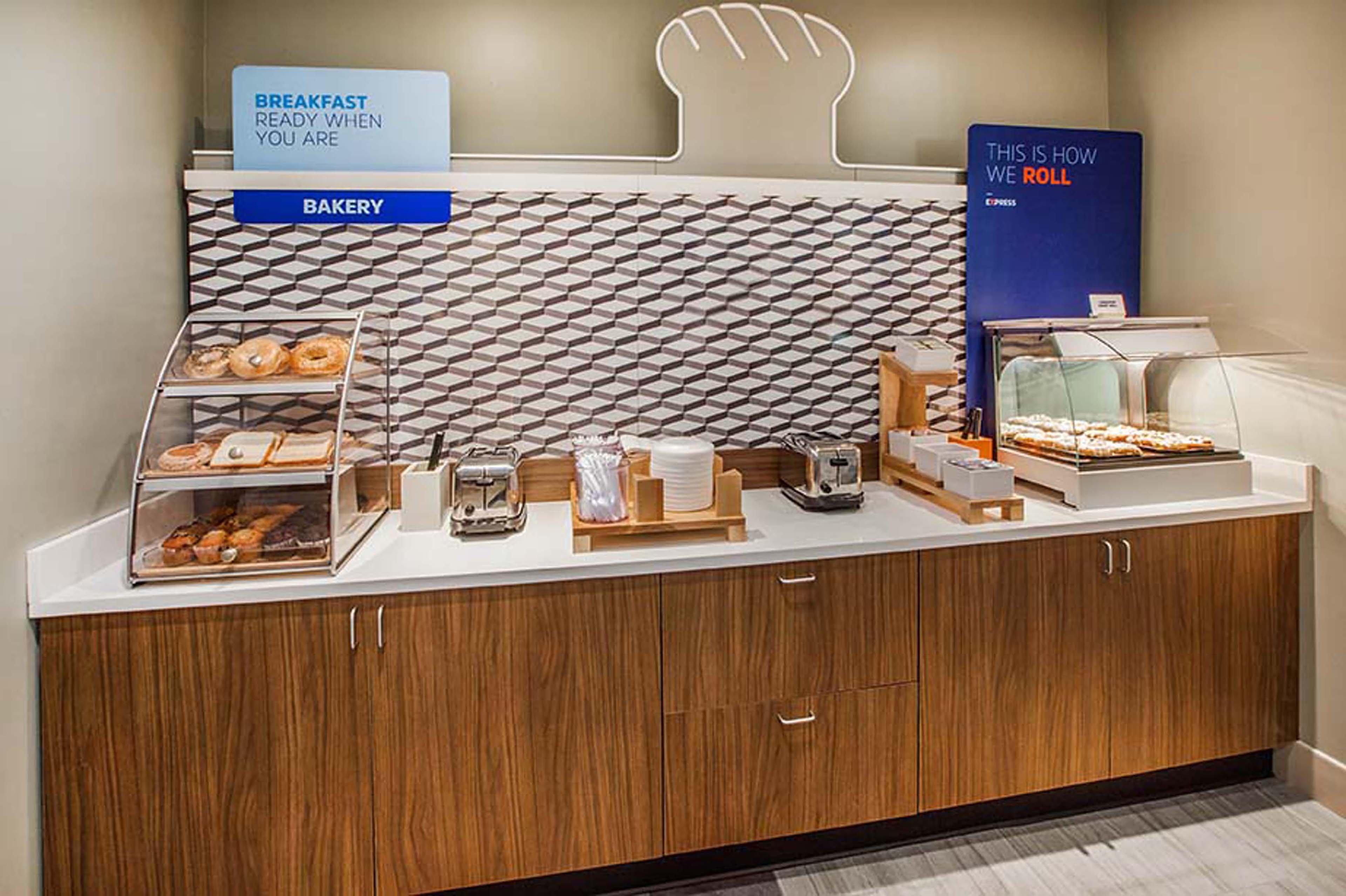 Holiday Inn Express & Suites Phoenix West - Buckeye By Ihg Buitenkant foto