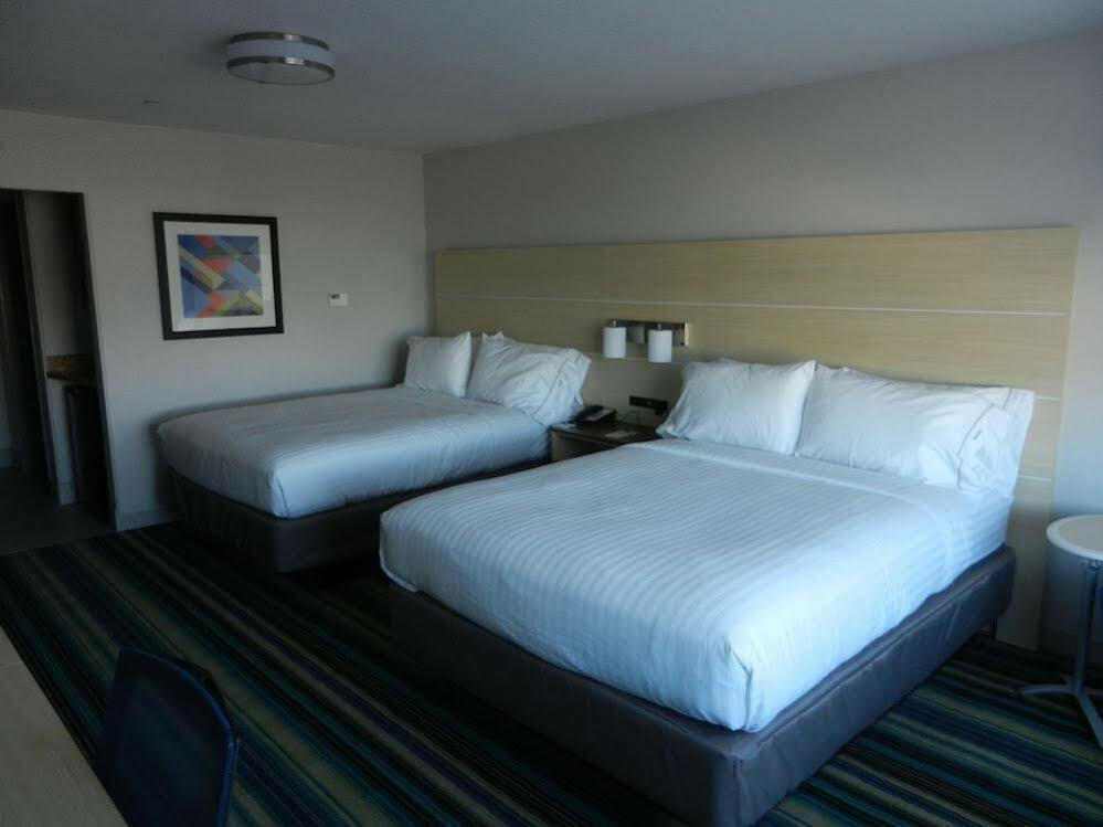 Holiday Inn Express & Suites Phoenix West - Buckeye By Ihg Buitenkant foto